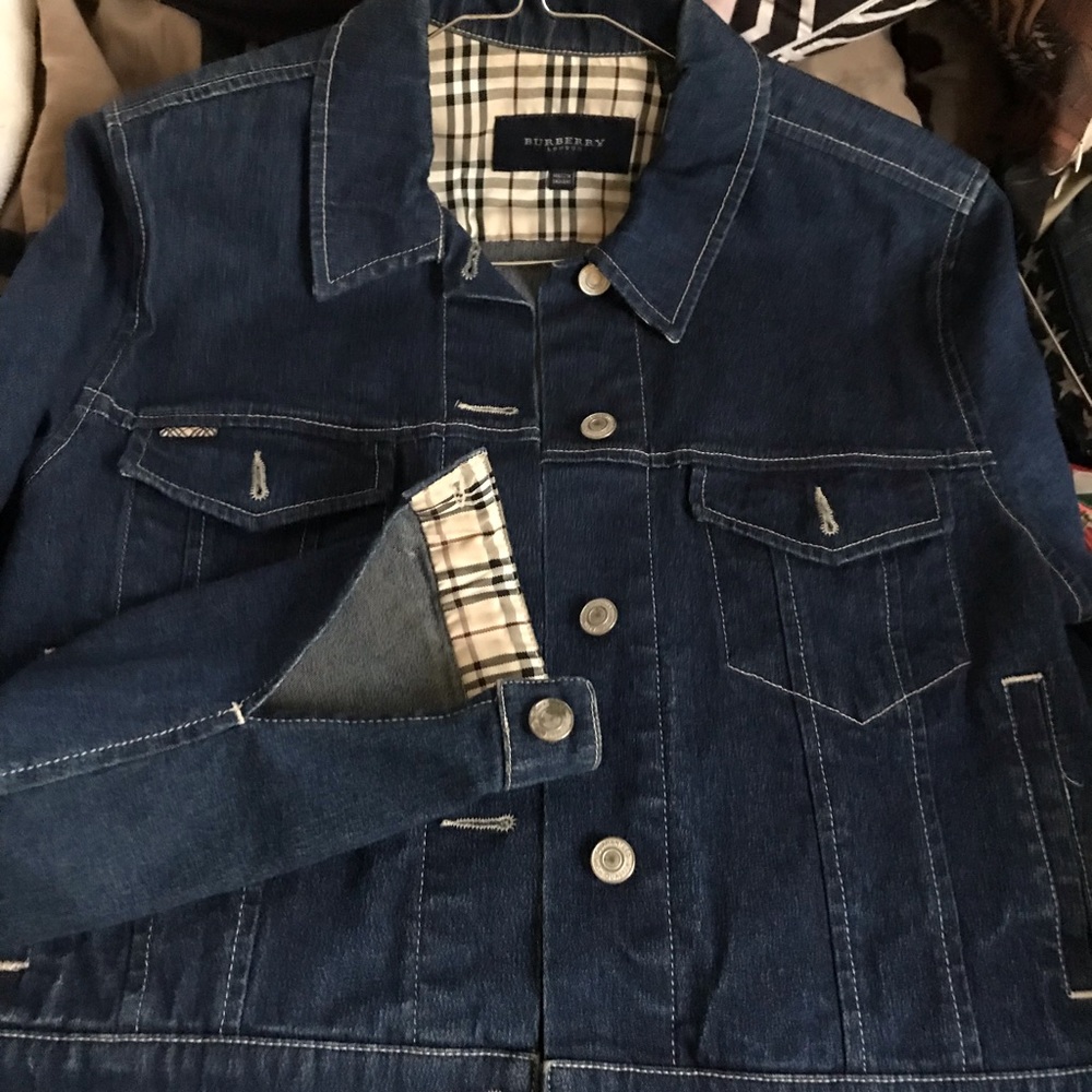 SOLD Not sure of authenticity. Very well made Was gifted. Denim jacket.